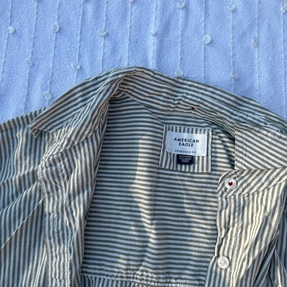 A&E Oversized Button Up - XS - Picture 1 of 2